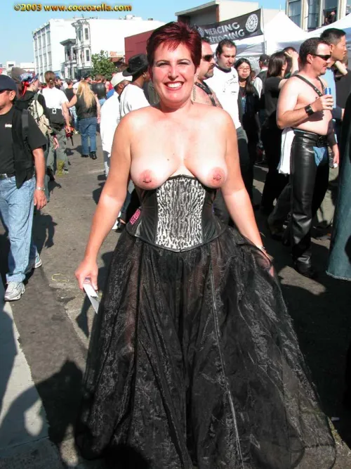 Postcards from AltBoobWorld : The journey here was tiring but we're having a great time now we've arrived.  Weather is so lovely and so are all the people we've met.  I bought a new dress which I can't wait to show you.  Hope you've remembered to fe by Sir_Lord_B