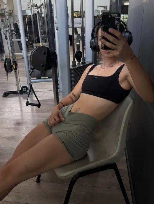 Post-set confidence. by Sassyneptune