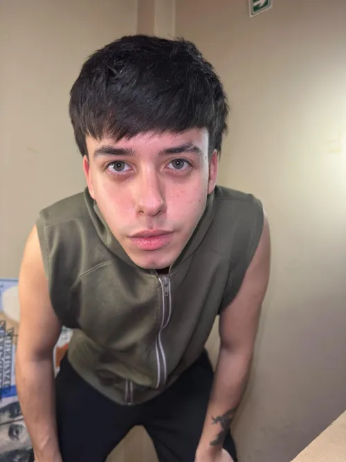 POV: You're about to be dominated by a twink with beautiful green eyes, your mind is shattered and your sheets are stained... by Status_Being1817