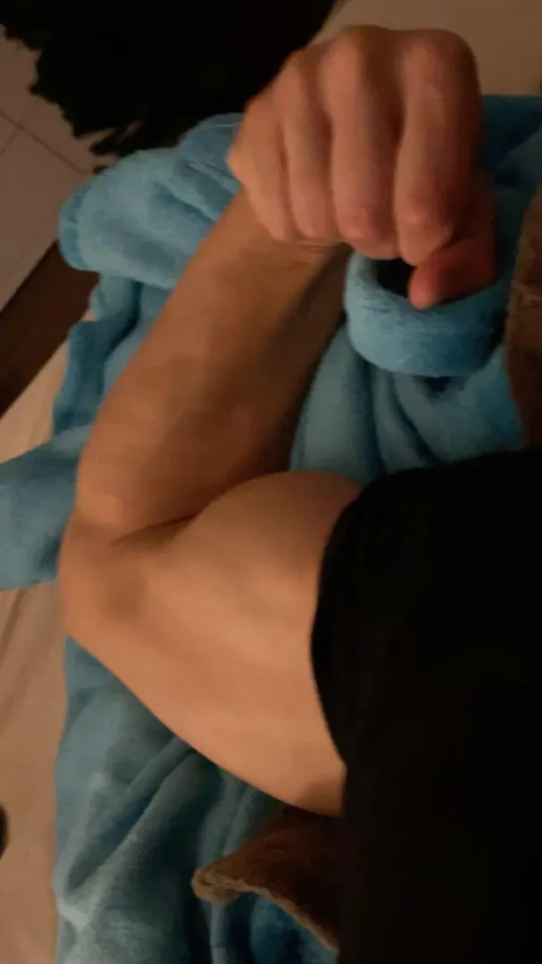 Pre gym pump posted by milesriv44