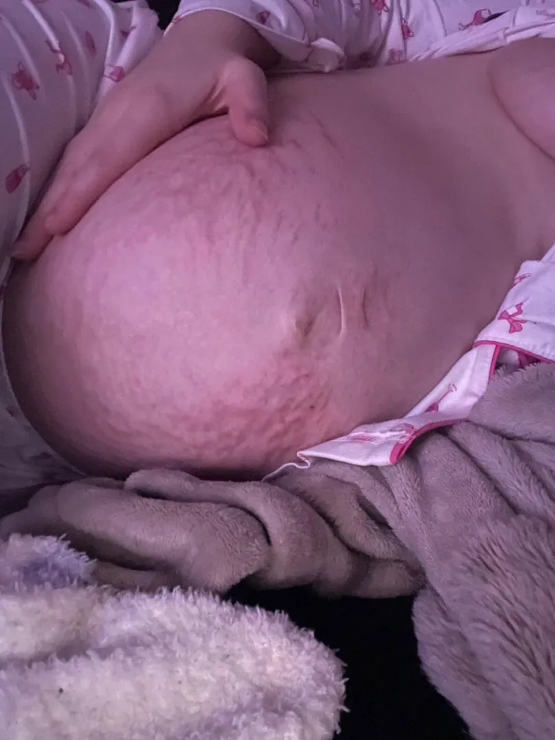 Precious 8 month bump posted by cutennymph