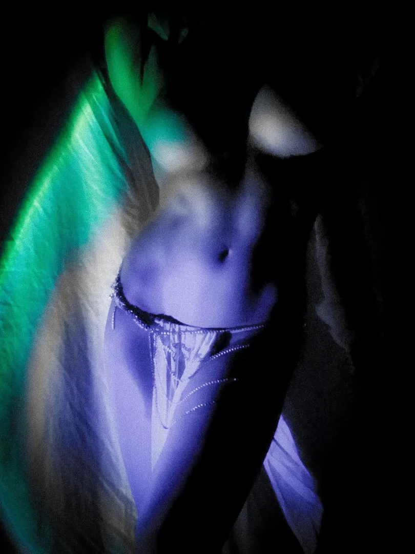 Precision illuminated. posted by Belladancer_beauty