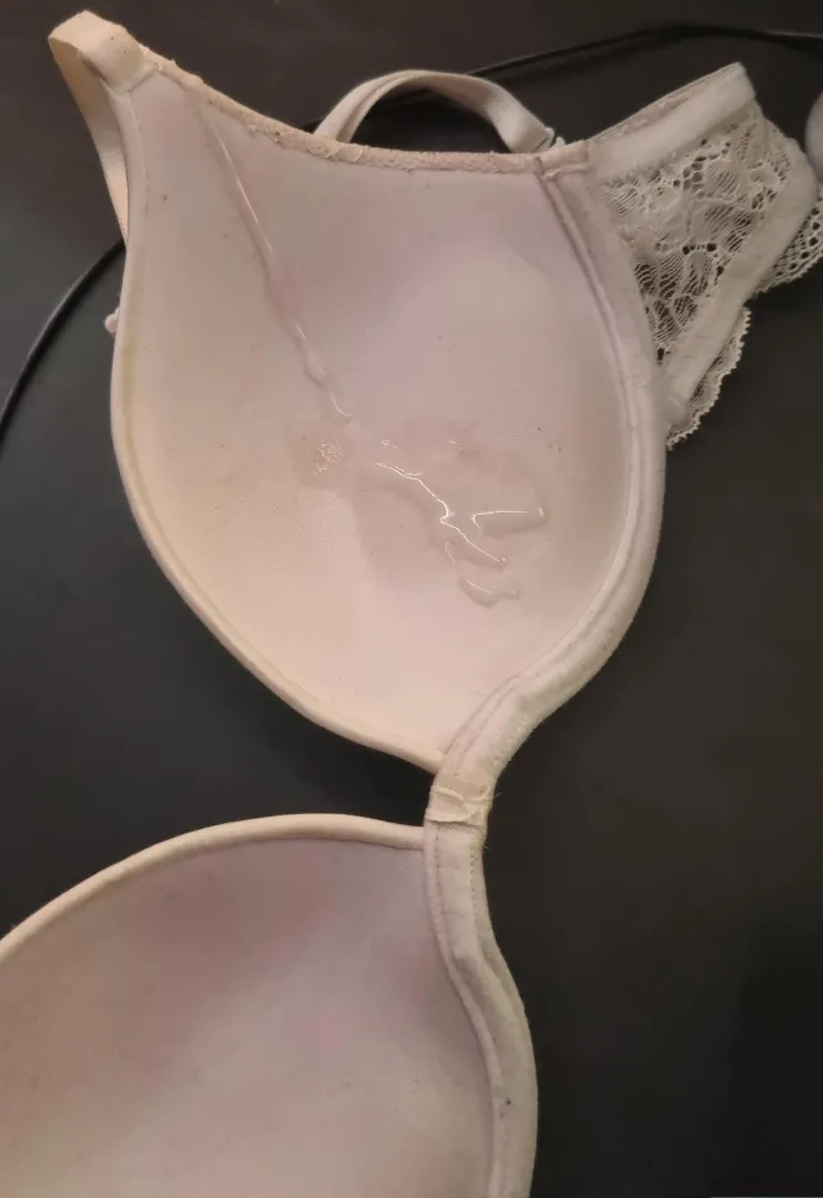 Precum posted by AstraKay999