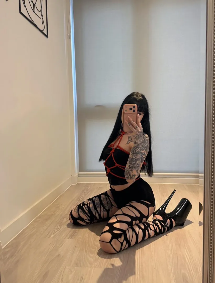 pressing my cold heel against your hard cock >>> posted by itsvicivail