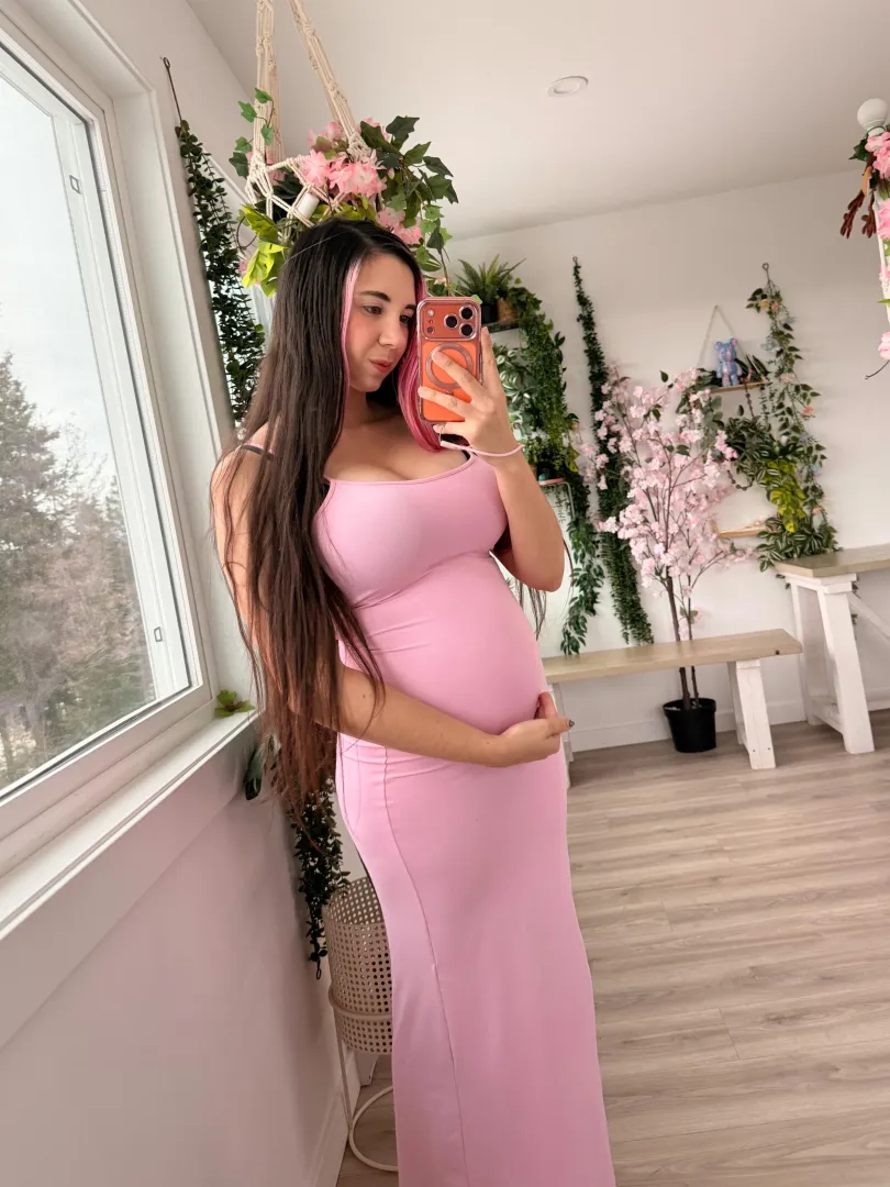 Pretty and pregnant posted by Underthescrubs