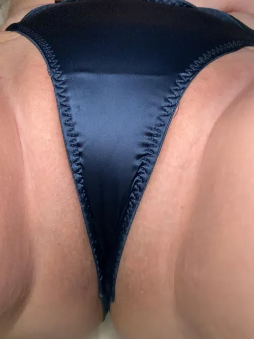 Pretty blue Bluebella's ready for some weekend fun  by SexySatinMistress