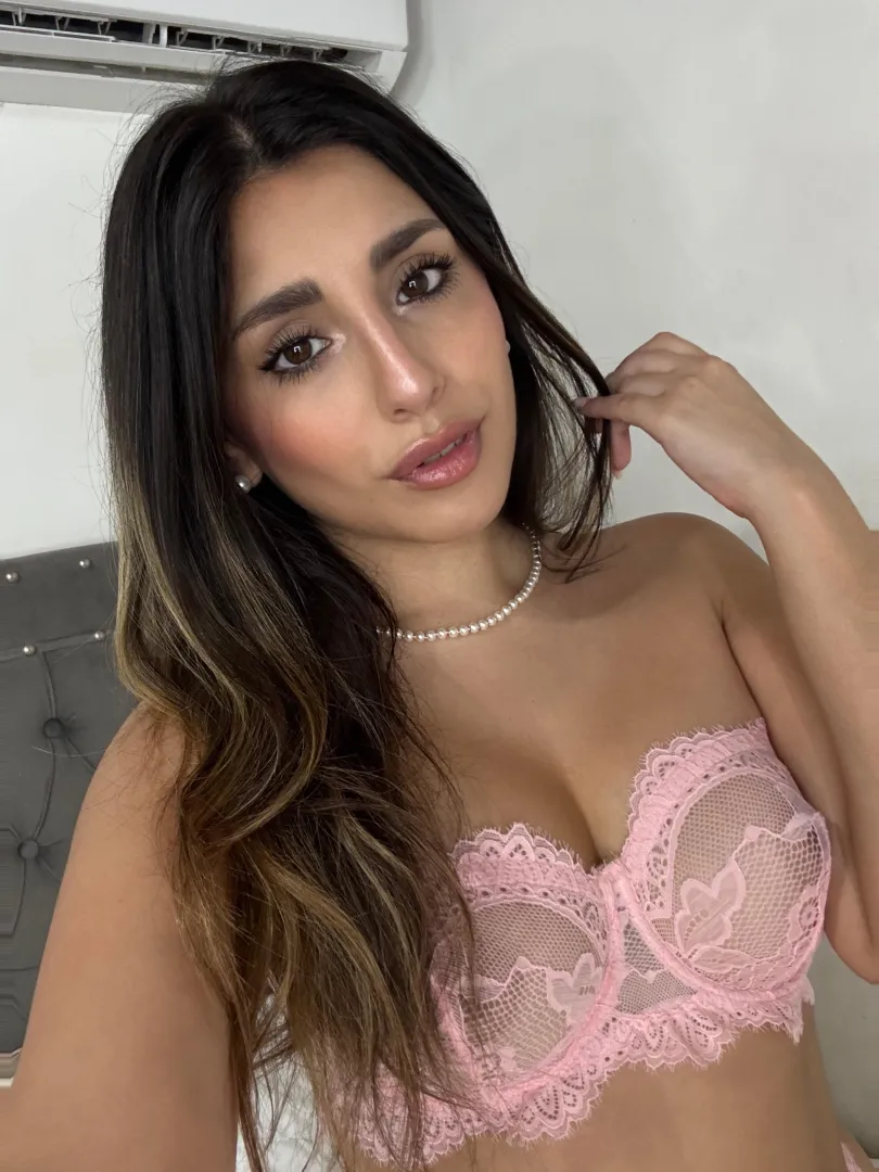 Pretty in pink posted by opulence-princess