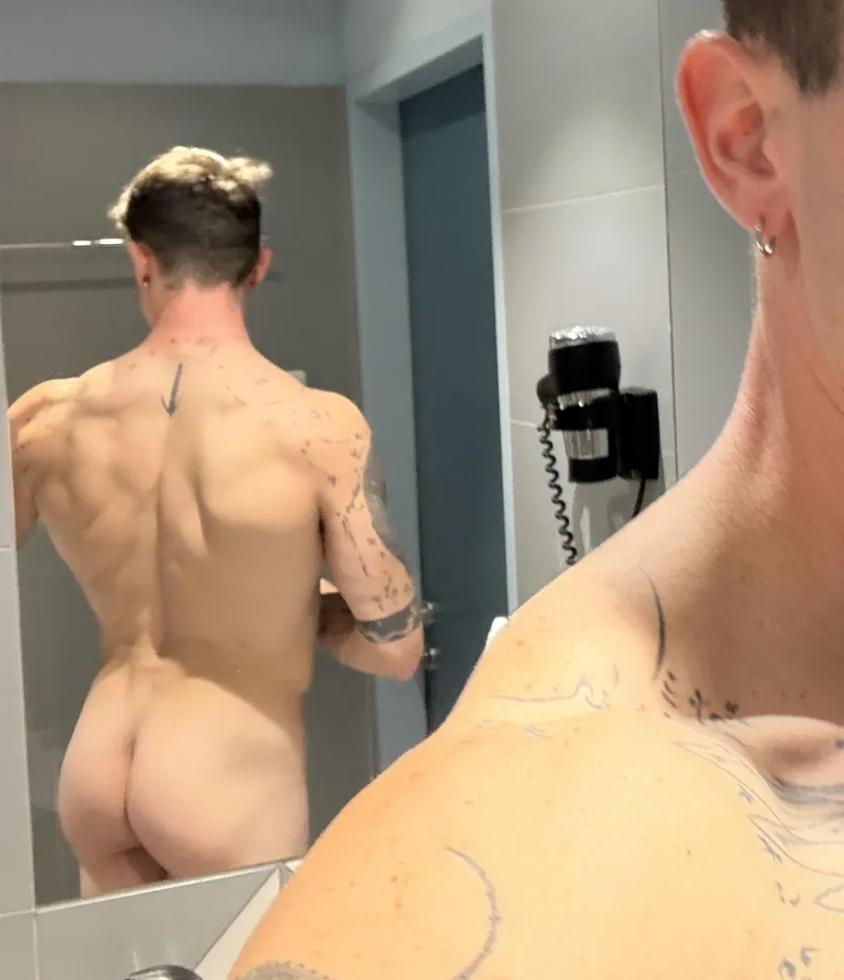 Proud of how my ass is growing [26] posted by amaro_noah