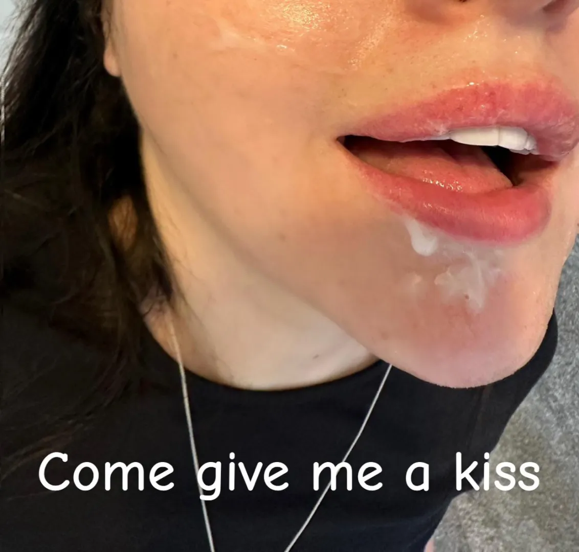 Pucker up posted by MiyaNChris