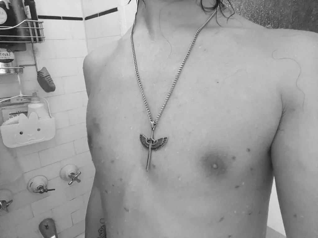 pull me by the necklace posted by Future_Storm2238