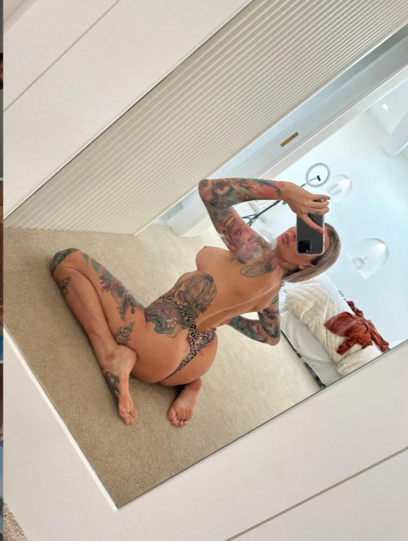 Pull my panties and fuck me. I am horny!!! posted by evelynuncovered