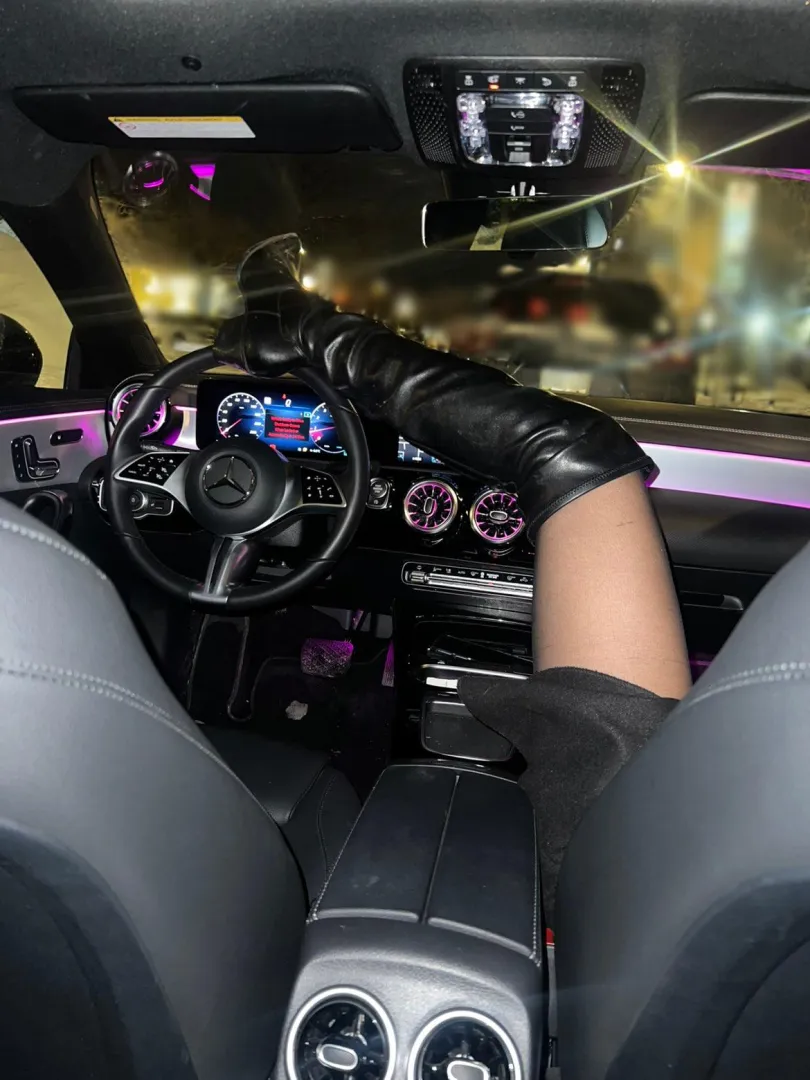 pull over and pull your pants down posted by Alekzandra_Payne