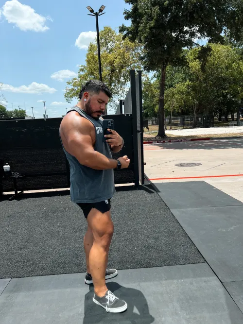 Pumped by slidesguy01