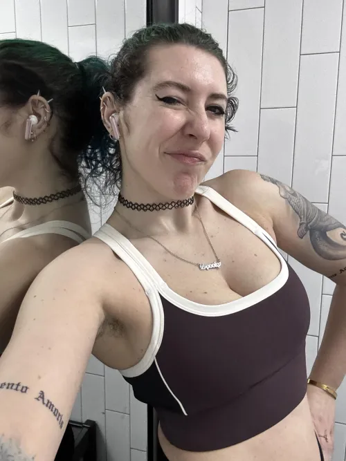 Punk cleavage by sirenskiss3