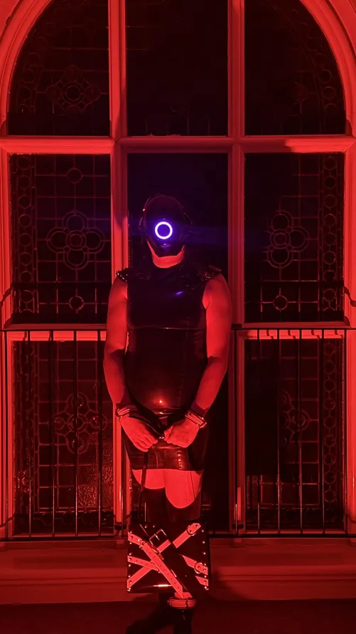 ∅-PUP-289 has arrived, it looks forwards to meeting more drones by ADPupper