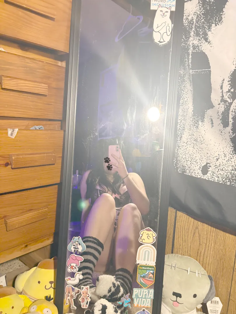 puppy wants your bone! :3 posted by mialovesxo