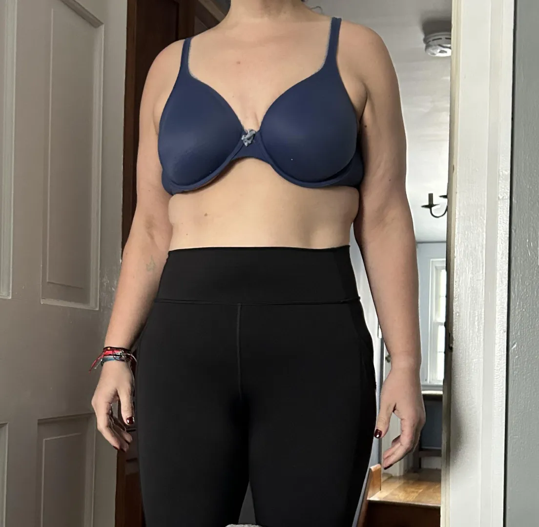 Purple bra on a Saturday posted by FacelessCougar69