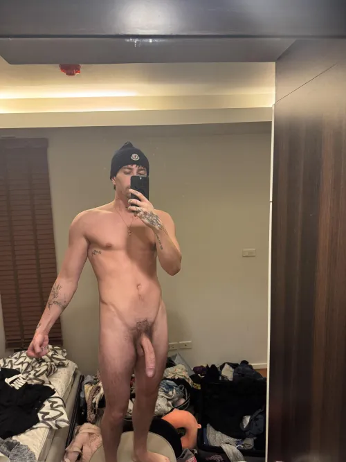 Put your lips on my cock by justaskaterboyy