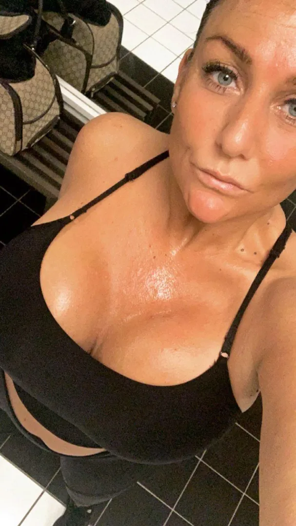 På vej hjem fra fitness eller one night stand? Kom med et gæt posted by katrinemilf