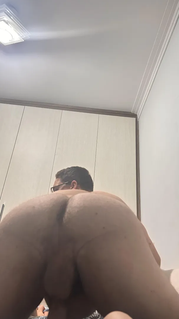 Quem vem querer comer esse cuzinho posted by gulosogg