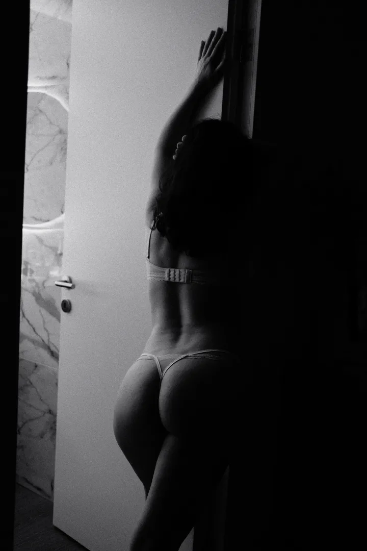 Queremos conhecer singles masculinos para casal, somos de Braga posted by lupacouplesw