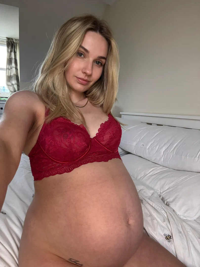 Quick morning selfie posted by faithinmystery