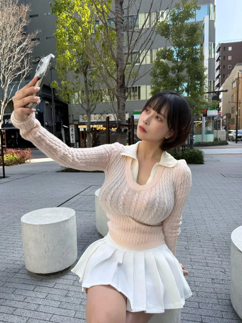 quick selfie posted by figurephilosopher