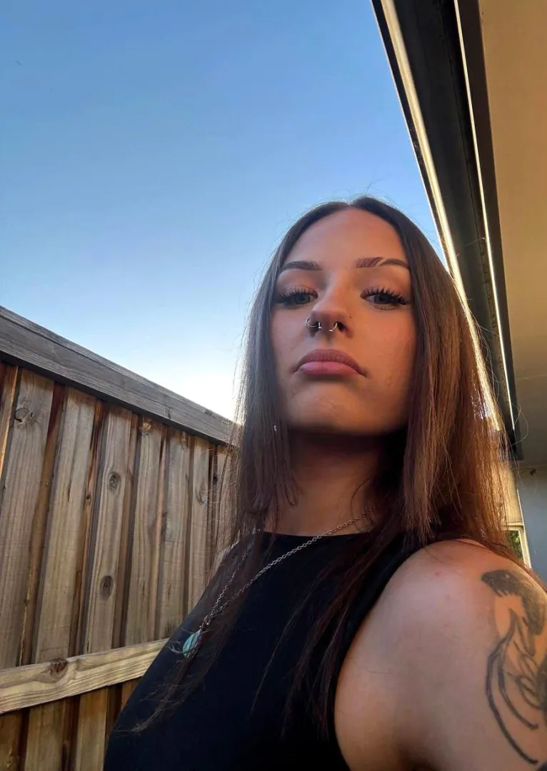 Quiet little look posted by mochacaramela