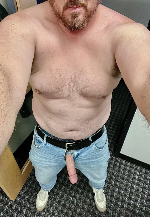 Quiet morning in the office, I’d love if you joined me by ThickSilver69