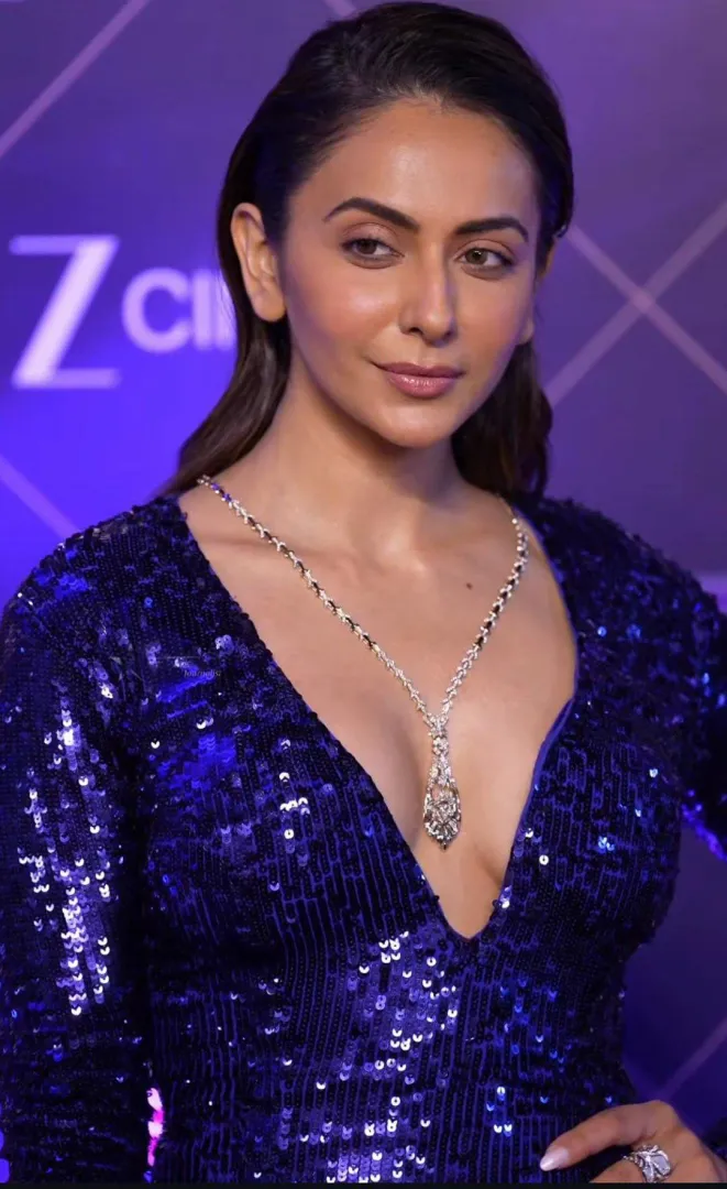 Rakul Preet Singh posted by Charming-Cricket-200