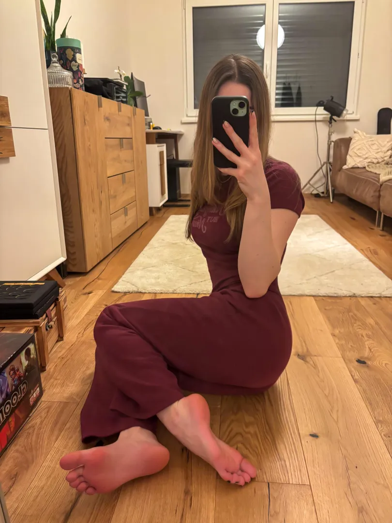 Rarely can someone handle this German gymnast girl (me) and her pink soles  posted by ready_for_reyna