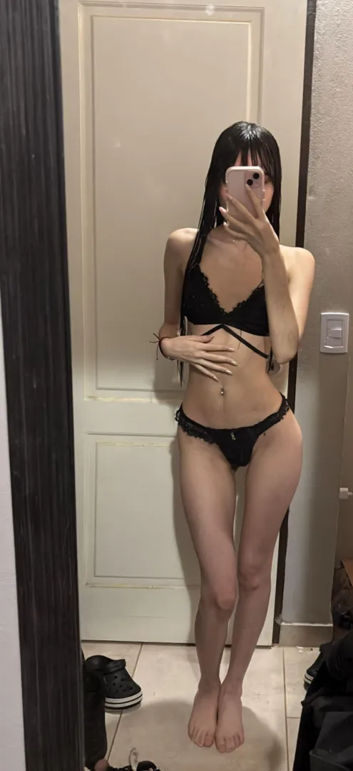 Rate my 19 y.o legs  posted by kittyRosee__