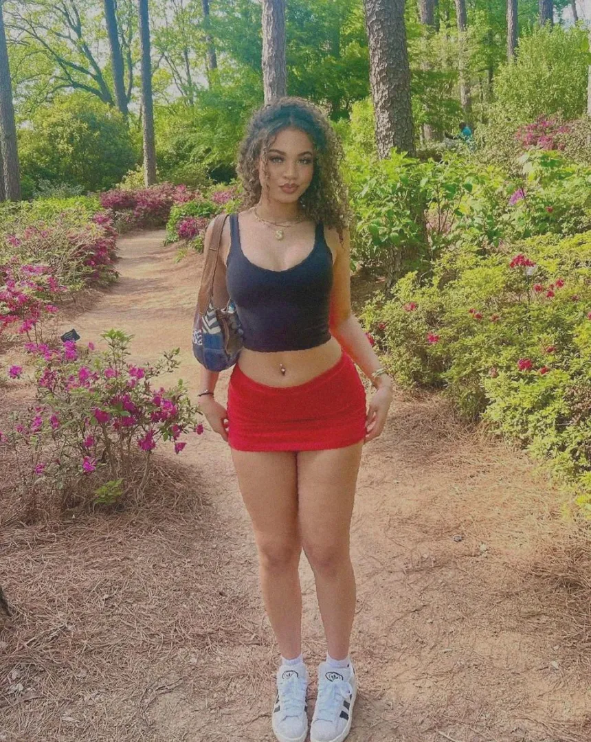 Rate my curves posted by WavyAndWonderful