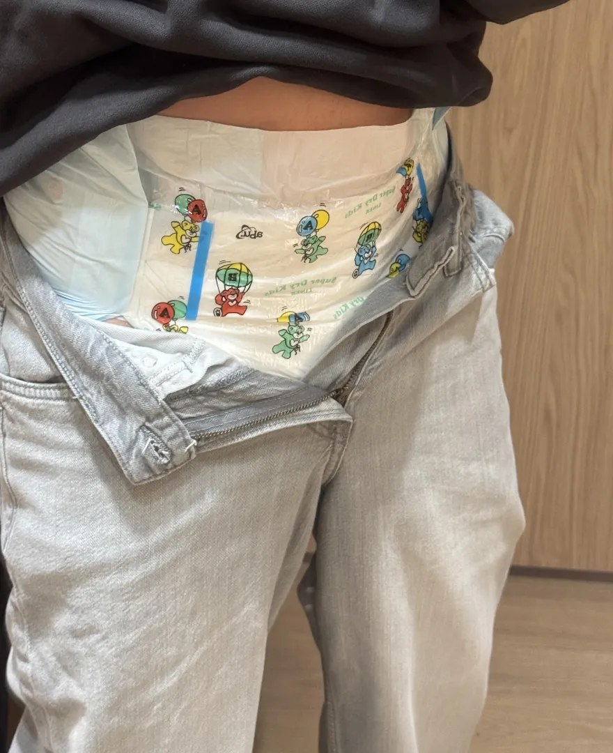 Rate my office style posted by DiaprTwink