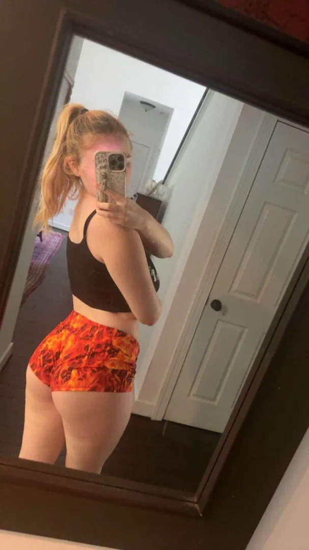 rate or fuck? posted by britneybelmont