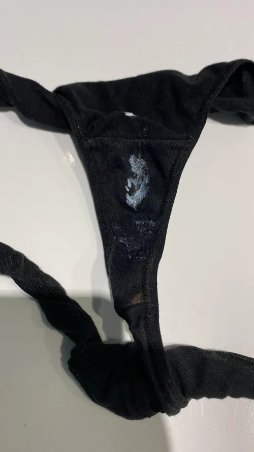 Rate this from 1–10 and Guess how long I wore these  by Independent-Fox-7482