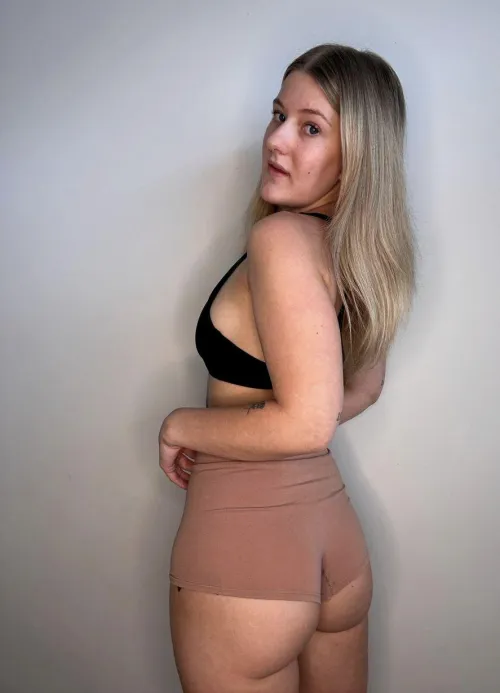 rate this teen booty by dreamysparkler-