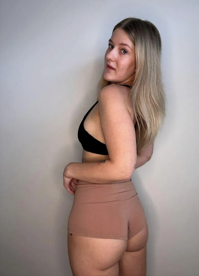 rate this teen booty posted by dreamysparkler-