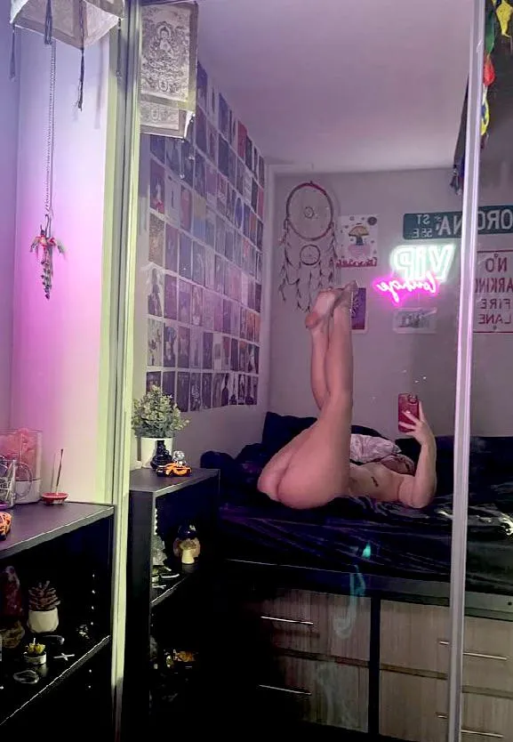 Ready for breeding session posted by True_Wall_5198