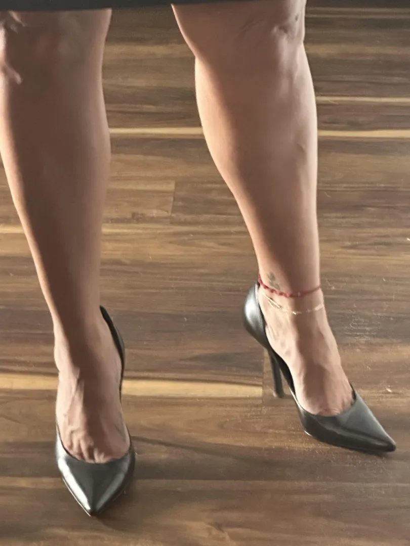 Ready for the day❌⭕️Mia posted by Only-Writing-4005