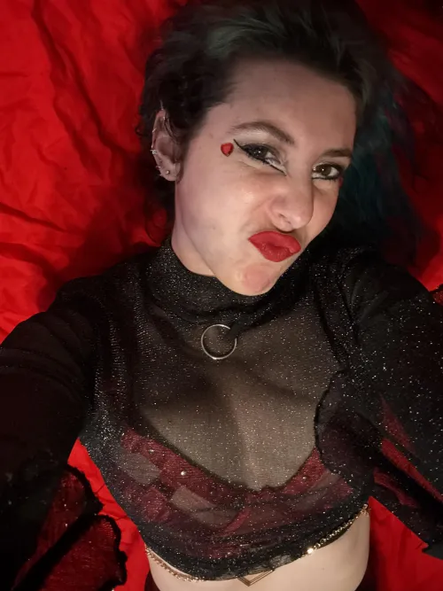 Ready for V-day in Indria by sirenskiss3