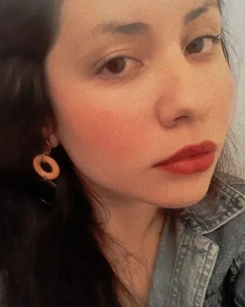 ready to feel these lips by xmistressdionisiax