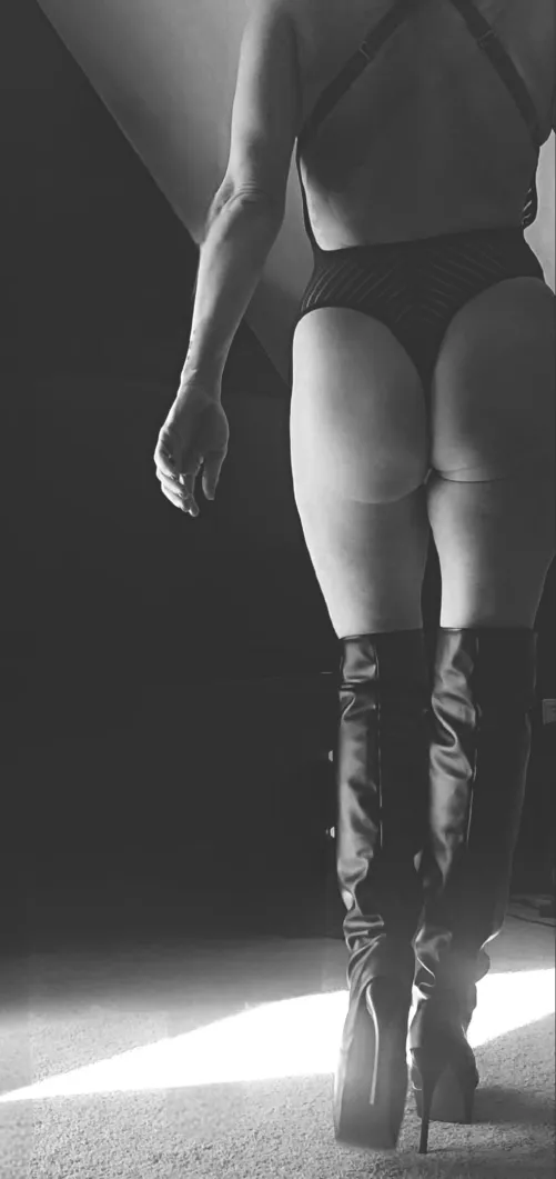 Ready to put Thighsday in the rearview by more_smut_the_better