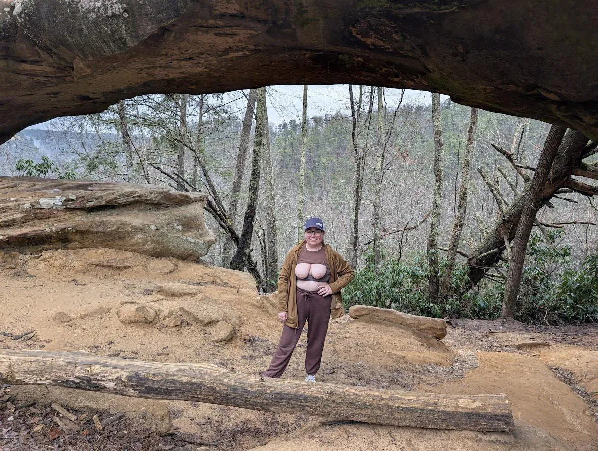 Real KY girlie in the wild posted by Playful_Entrance8085