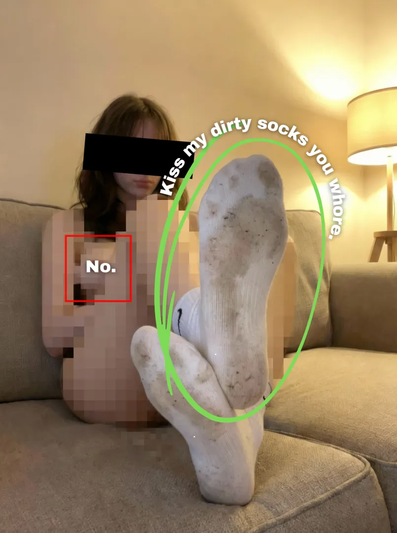Real men get holes, betas get soles posted by Censored4Evelynn