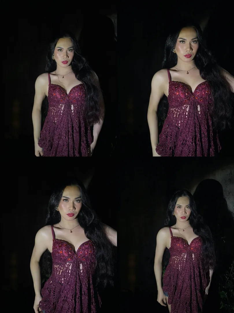 Received no flowers but at least I look hot hahaha. I made my outfit, btw posted by Phoenix_1799