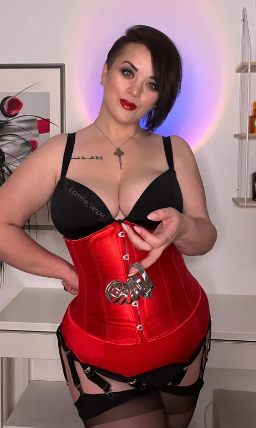 Red and black is my favorite combo by domme_vesper_