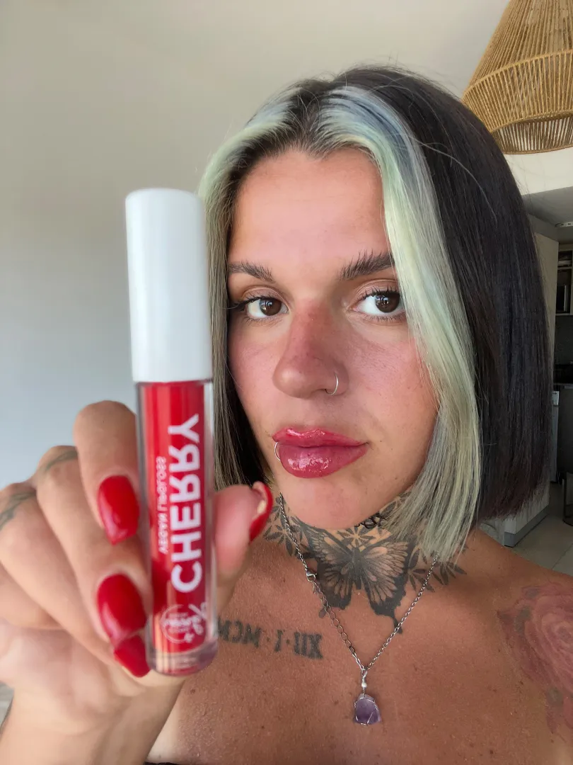 Red and juicy posted by girlytattoo