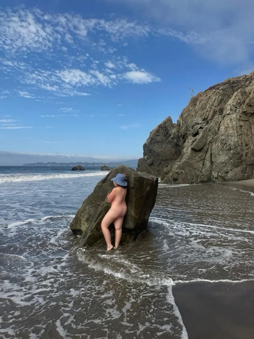 Red Rock Beach posted by MrsDarling55