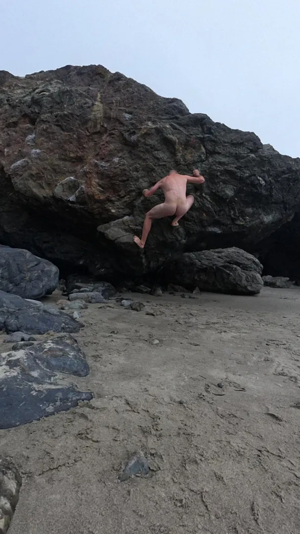 Red Rock beach tomorrow? posted by Thatnakedguy00